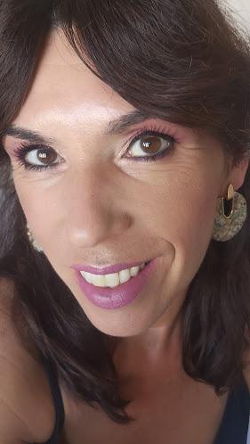 Paleta de Sleek Chasing the sun de Sleek - Opinión, swatches y 3 looks con ella