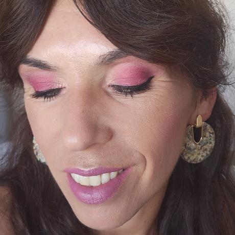 Paleta de Sleek Chasing the sun de Sleek - Opinión, swatches y 3 looks con ella