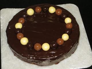 MUERTE POR CHOCOLATE