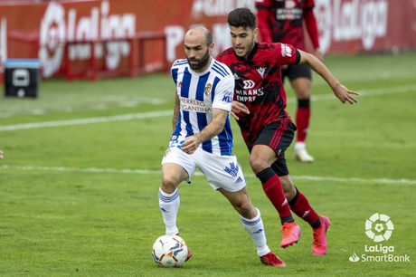 Pascanu pone a la Ponferradina líder virtual de la Liga Smartbank (0-1)