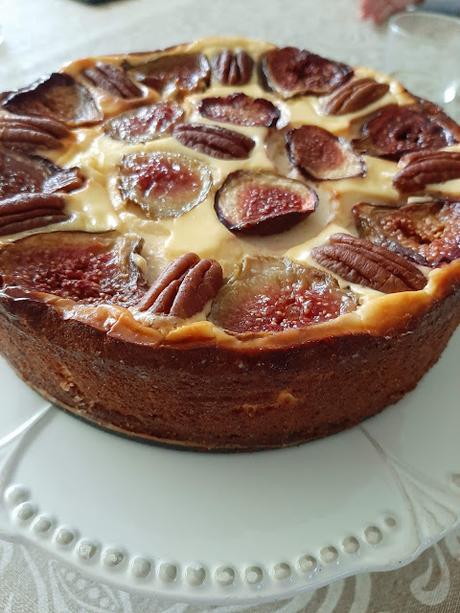 TARTA DE QUESO DE CABRA Y HIGOS