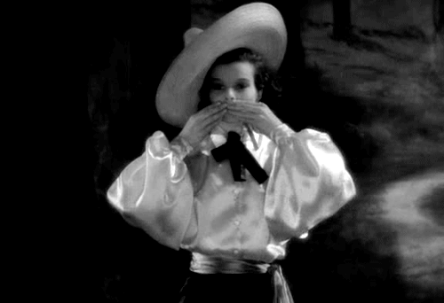 CAL QUE NAIXIN FLORS A CADA INSTANT.  OTOÑO3