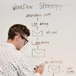 Para preparar una estrategia de marketing digital, convie...