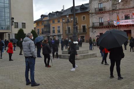 VÍDEO #Alertarojabierzo reivindica los derechos de la cultura y los eventos