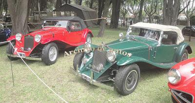 GPA y Phyton, dos autos artesanales argentinos