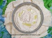 Hoummous hummus تغميسة الحمص بالطحينة