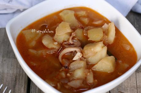 Guiso de patatas con calamares