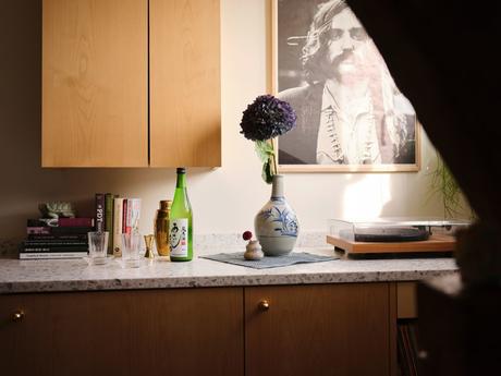 wooden kitchen vintage furniture vintage scandinavian vintage penthouse scandinavian vintage planta abierta open kitchen open concept nordic kitchen muebles madera natural hardwood floor estilo nórdico vintage dormitorio infantil con literas distribución ático duplex distribución abierta cocina abierta chimenea cerámica sueca altillo en ático  