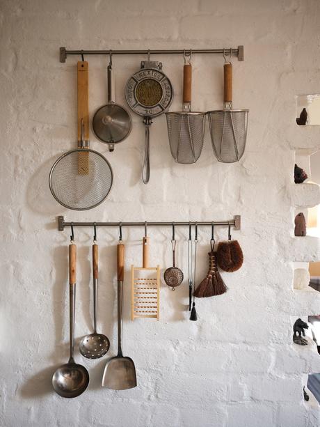 wooden kitchen vintage furniture vintage scandinavian vintage penthouse scandinavian vintage planta abierta open kitchen open concept nordic kitchen muebles madera natural hardwood floor estilo nórdico vintage dormitorio infantil con literas distribución ático duplex distribución abierta cocina abierta chimenea cerámica sueca altillo en ático  