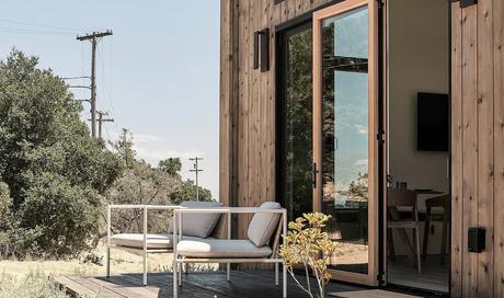 travel summerhus sommer house scandinavian coastal scandinavian beach style scandinavian beach house modern farmhouse hygge estilo costero nórdico cottage style cottage design cosy living coastal style coastal living casa rural escandinava casa de verano casa de la playa californian coastal cabin near the sea bungalow san francisco  