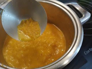 DIM SUM DE PESCADO AL AROMA DE FINO AMONTILLADO EN CAZUELA DE FIDEOS CON GAMBAS Y ROSADA. DIM SUM DE PESCADO AL AROMA DE FINO AMONTILLADO EN CAZUELA DE FIDEOS CON GAMBAS Y ROSADA.