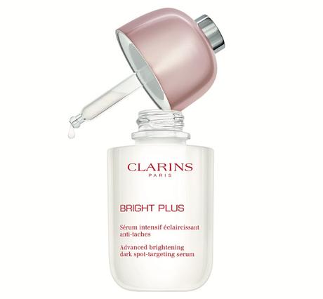 Consigue una Piel más Luminosa y Uniforme con Bright Plus Serum de Clarins bright-plus-serum-clarins-abierto