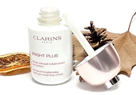piel-mas-luminosa-y-uniforme-con-bright-plus-serum-clarins clarins-bright-plus-serum-abierto