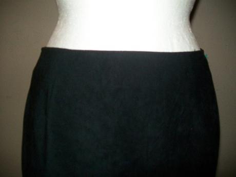 Falda Negra Basica Corta