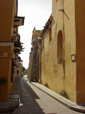 ¿POR QUÉ LAS CALLES DE CARTAGENA SE LLAMAN ASÍ?