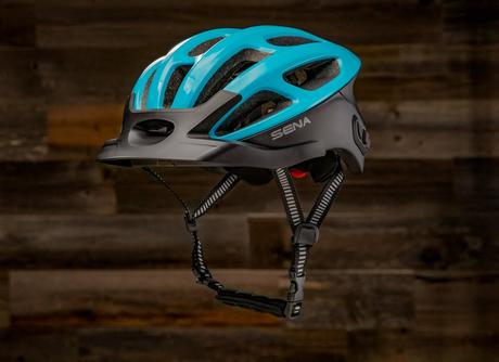 R1 EVO SMART el casco con intercomunicador entre ciclistas