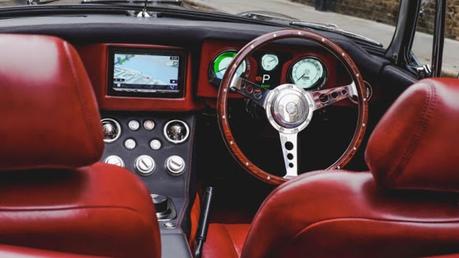 Una compañía inglesa produce otra vez el clásico roadster MG .