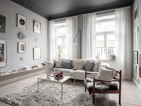 swedish decor scandinavian style scandinavian decor scandi style scandi hygge scandi apartment paredes negras nordic style muebles de cocina negros dormitorio negro decorar con cuadros dark kitchen colorful decor cocina nórdica cocina negra cocina azul blue walls black kitchen black bedroom  