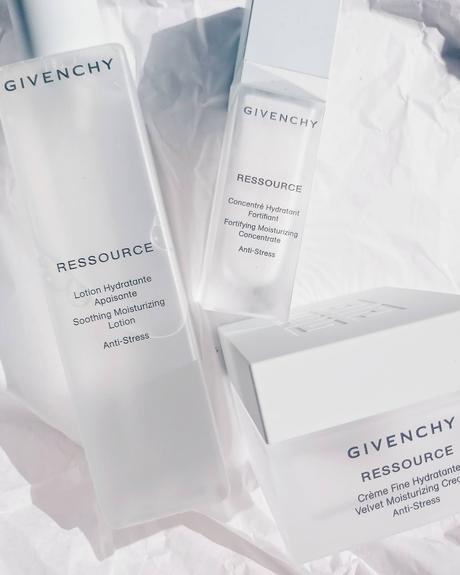 Ressource de Givenchy, hidratación anti stress por naturaleza.