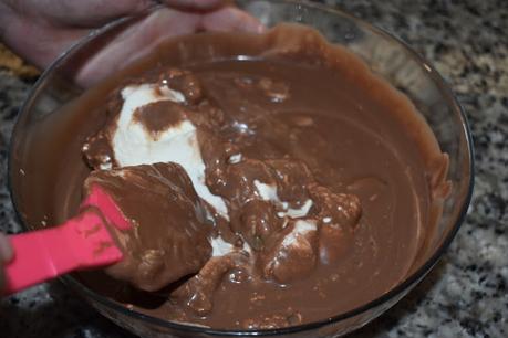 Tarta mousse de chocolate y hierbabuena Tarta mousse de chocolate y hierbabuena