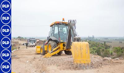 MAQUINARIA MUNICIPAL REALIZA TRABAJOS DE MEJORAMIENTO COMUNAL…