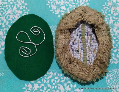 Rug Hooking , Hoja en mini tapiz