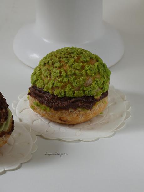 París Brest con Craquelín de Té Matcha y Cacao París Brest con Craquelín de Té Matcha y Cacao