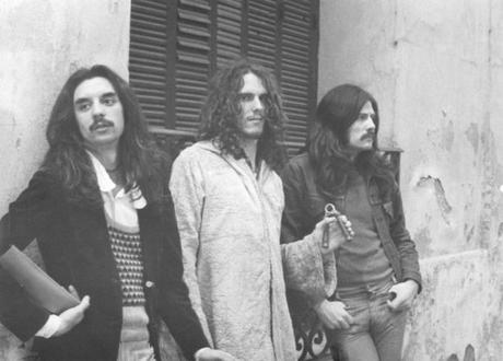 Invisible - Durazno Sangrando (1975)