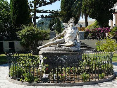 El mito, una cólera y un libro