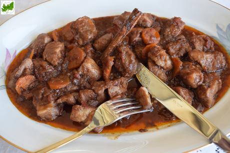 Lomo de Cerdo con Vino Tinto, Miel y Canela