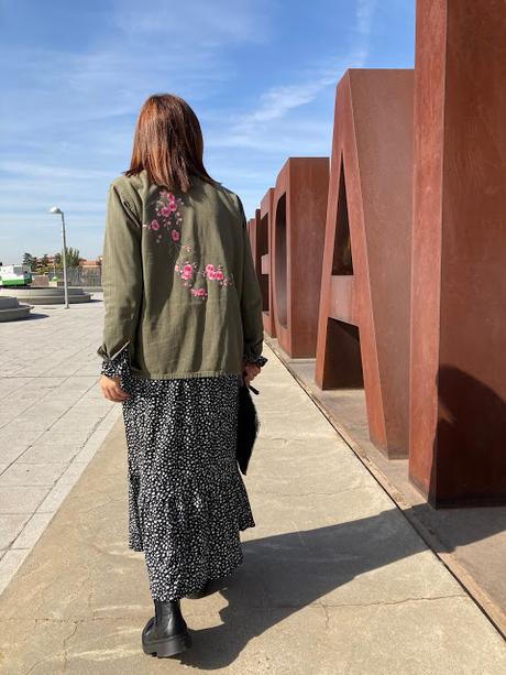 LONG DRESS + PARKA.- LONG DRESS + PARKA.-