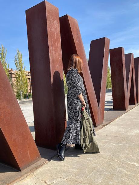 LONG DRESS + PARKA.-