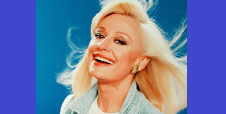 grande bellezza raffaella carra: una colección de 36 de sus éxitos 2