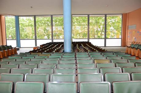 El histórico Salón de Actos del Colegio Diocesano San Ignacio se reinaugura hoy totalmente adaptado a los nuevos tiempos