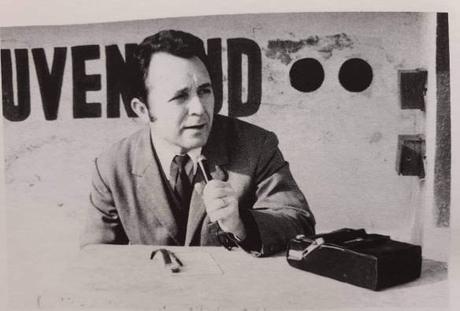 Andrés Ayala, una voz en grana