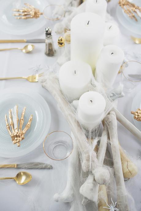 Cómo decorar una mesa de Halloween en blanco_Decorar en familia5 Cómo decorar una mesa de Halloween en blanco5