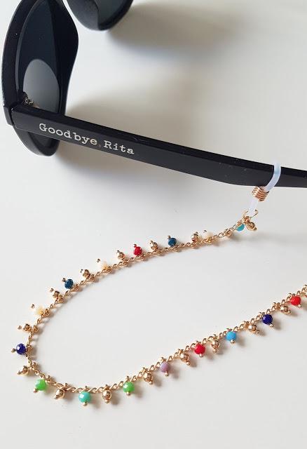 COMPLEMENTOS; DIECISIETE COSAS.- COMPLEMENTOS; DIECISIETE COSAS.-