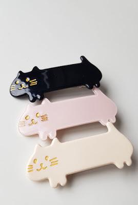 COMPLEMENTOS; DIECISIETE COSAS.- COMPLEMENTOS; DIECISIETE COSAS.-