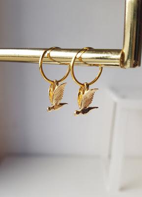 COMPLEMENTOS; DIECISIETE COSAS.- COMPLEMENTOS; DIECISIETE COSAS.-