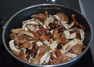 Setas al ajillo con jamón
