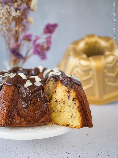 Bundt cake de naranja y chocolate