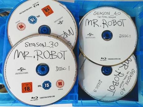 Foto reportaje de la serie completa de Mr. Robot en Bluray