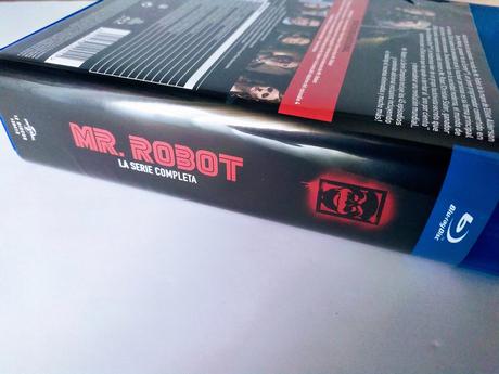 Foto reportaje de la serie completa de Mr. Robot en Bluray