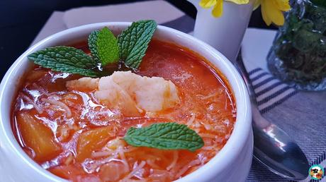 Sopa de garbanzos con fideos