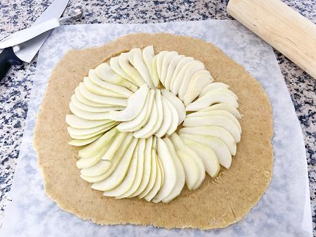 tarta masa quebrada tarta masa brisa tarta galette de frutas tarta de peras tarta de frutas sweet tart crust shortcrust tart dough recetas delikatissen postres rápidos postres fáciles postres delikatissen pear galette pate sablée pastry dough masa sablée masa quebrada casera homemade pie tart dough galette dough recipe galette de peras fruit galette flaky pastry dough easy pear tart  