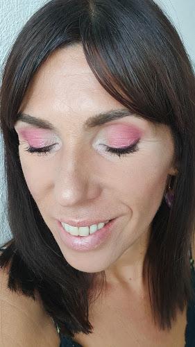 Paleta WHATEVER de W7 - Quiso quedarse conmigo (Reseña, swatches y looks)