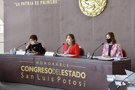 Mónica Rangel comparece ante Congreso del Estado