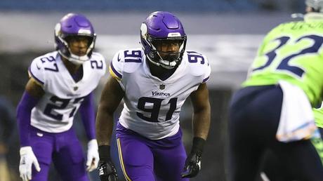 Los Vikings cambian a Yannick Ngakoue a los Ravens
