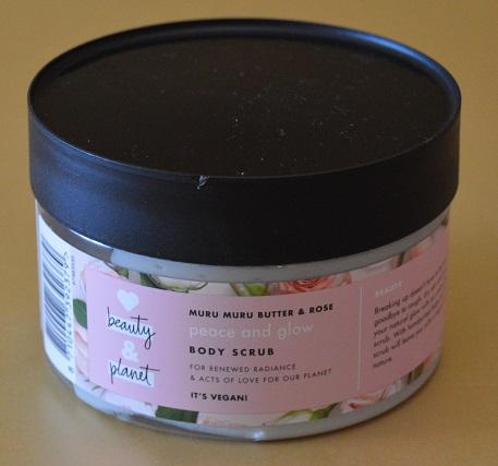 Lovebeautyandplanet_murumuruyrosa_exfoliantecorporal_notinoes.jpg