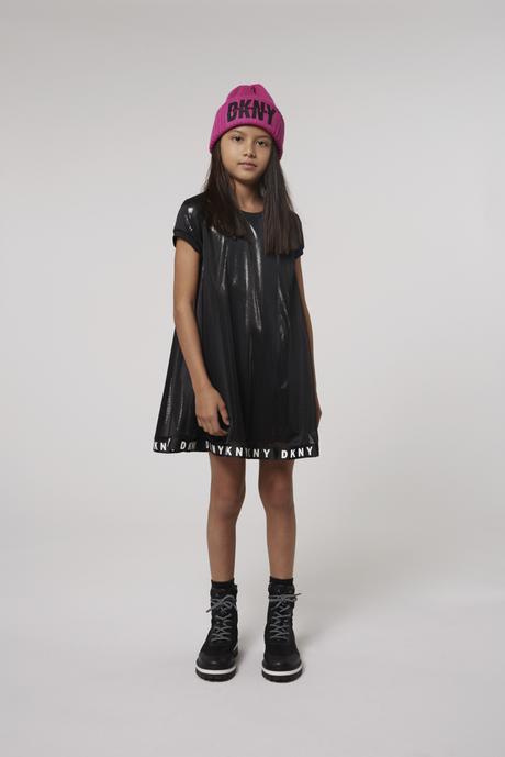 Moda infantil DKNY, the uniform of New York